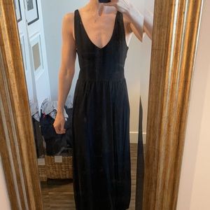BACKLESS BLACK COTTEN MAXI DRESS